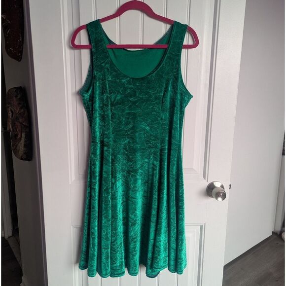 Blackmilk Dresses & Skirts - HOST PICK! XL BlackMilk Green Velvet Dress